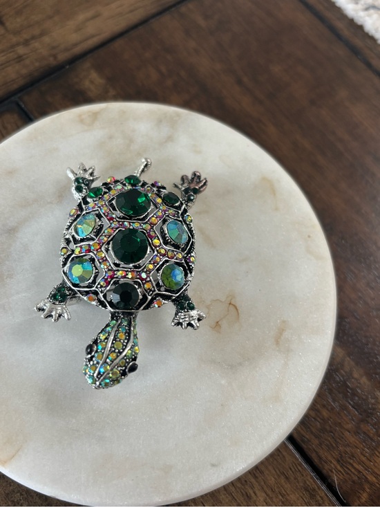 Jewelry - Green Crystal Turtle Brooch - Women Jewelry Brooches